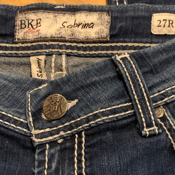 BKE Women's Dark Indigo Skinny Jeans - Picture 2 of 8